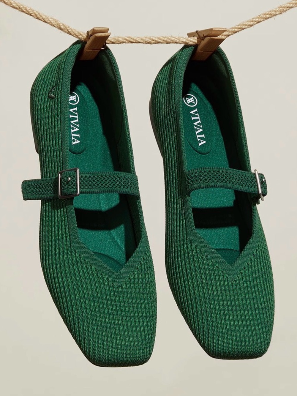 Vivaia Green Square Toe  Margot Mary Jane Flat Shoes Sz 8 US